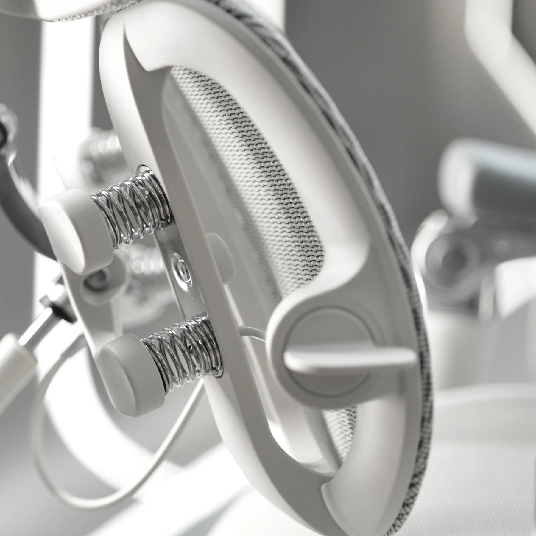 This is a product image of the doro s100 ergonomic office chair